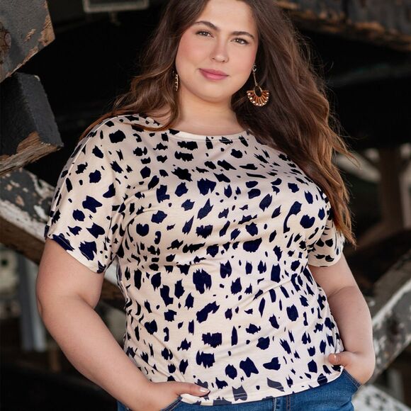 Womens Top S-2X Boutique Keyhole Back Twist Knot Tee Leopard Print Boho Blouse - Picture 13 of 16